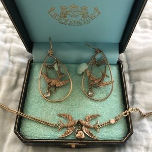 Vintage Juicy couture necklace and earrings